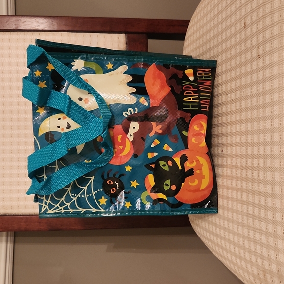 Reusable Halloween Shopping Bag - Picture 2 of 4